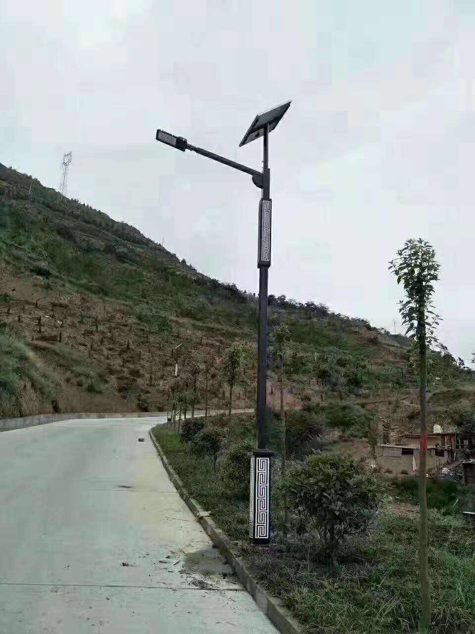 安康仿古太阳能路灯